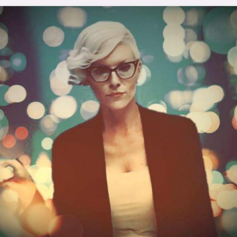 Meet your Posher, Suzi